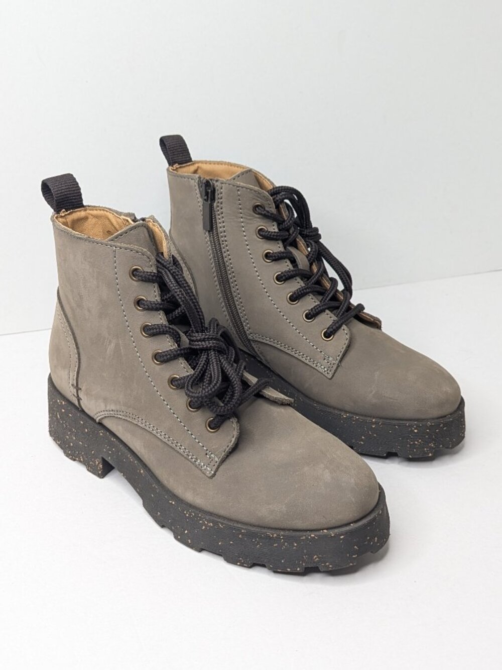 OTBT Immerse Hiker Lace-Up Water Resistant Boots Grey Leather Womens 6
